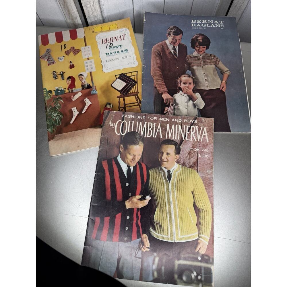Lot of 3 Crochet & Knitting Booklets Men’s Sweaters Bernat Bazaar Raglans Book